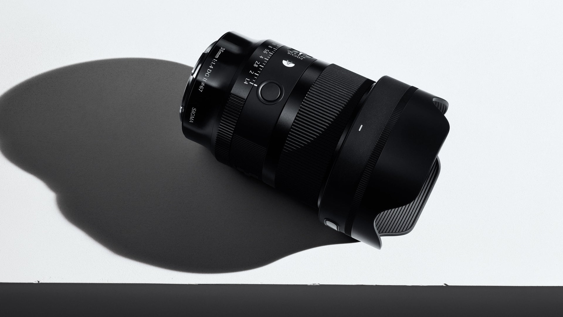 35mm F1.4 DG II