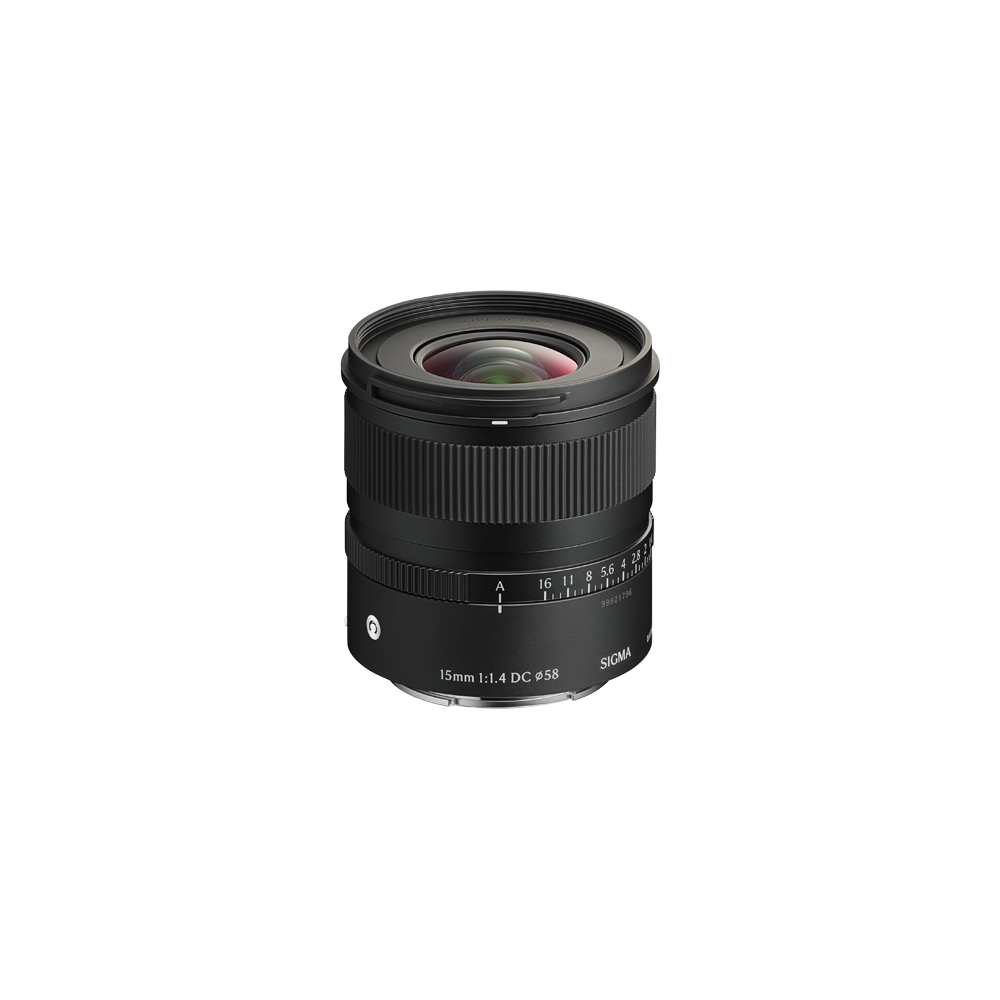 15 mm F1.4 DC