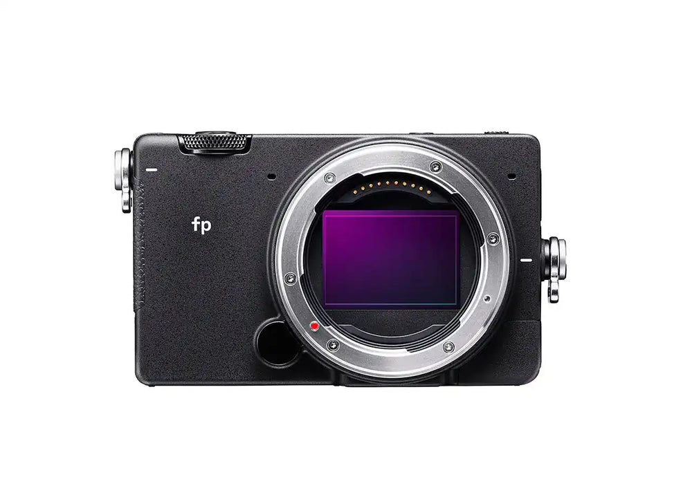 fp - Fotocamera mirrorless + 45MM F/2.8 DG DN (C)